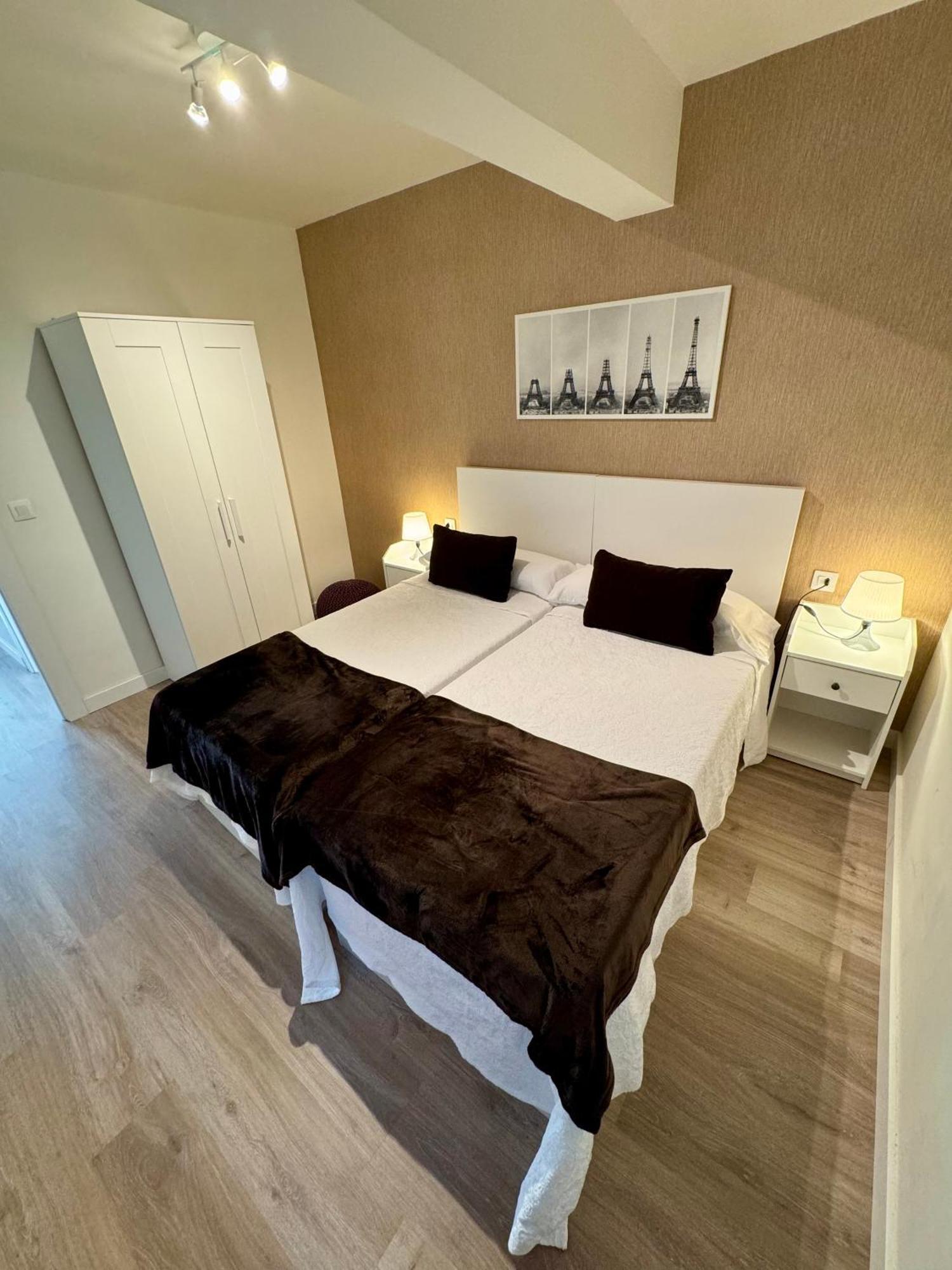 Apartamento Quintana Oviedo Exteriör bild